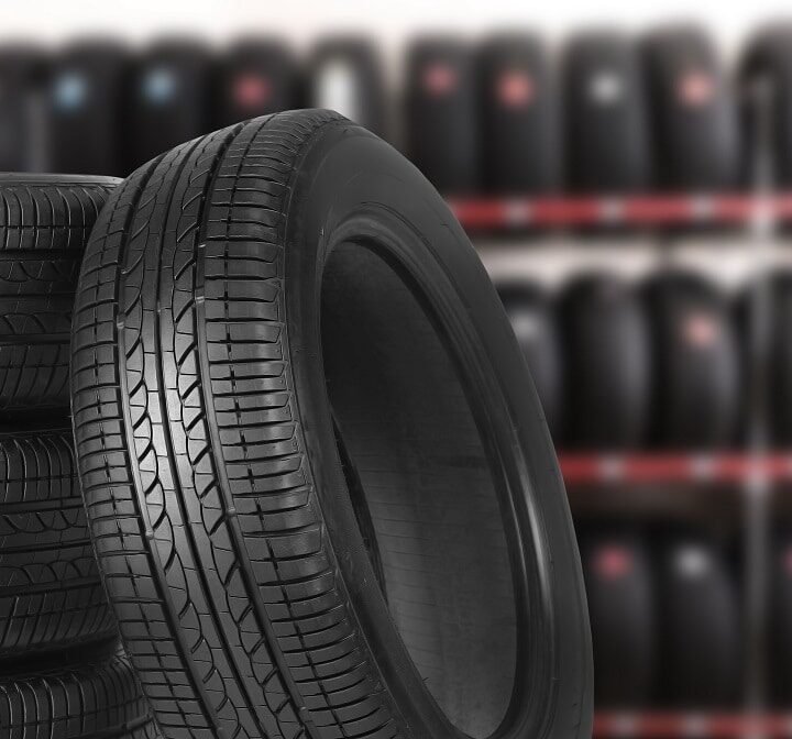 Warning Signs That Your Tyres Need Replacement in Dubai