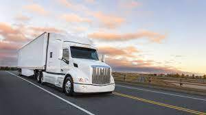 Selecting The Best Truck Driving School